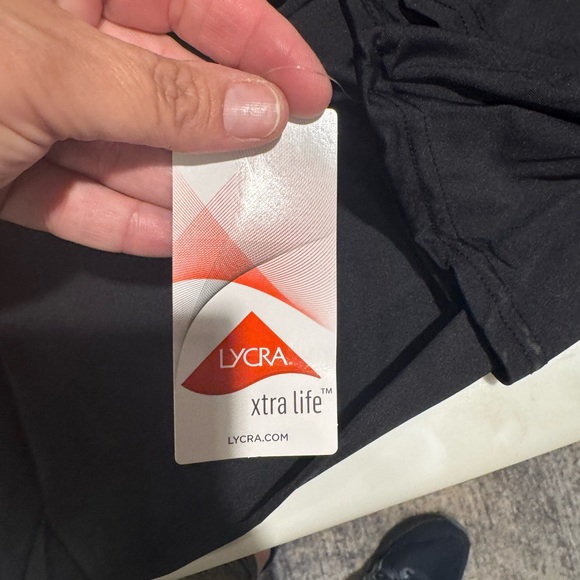 Land’s End  One Piece Swim Skirted w/ Capri Leggings - Picture 2 of 3